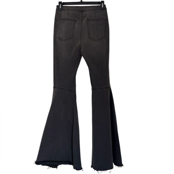 FREE PEOPLE WOMEN'S HIGH RISE DARK WASH JUST FLOAT ON FLARE JEANS SIZE 27 - Picture 4 of 8